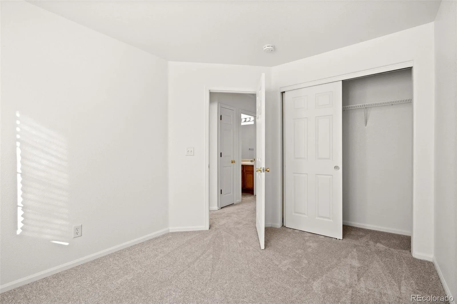 2824 S Walden Way Aurora CO 80013 | MLS #REC7427934 09222026091620 1600 31