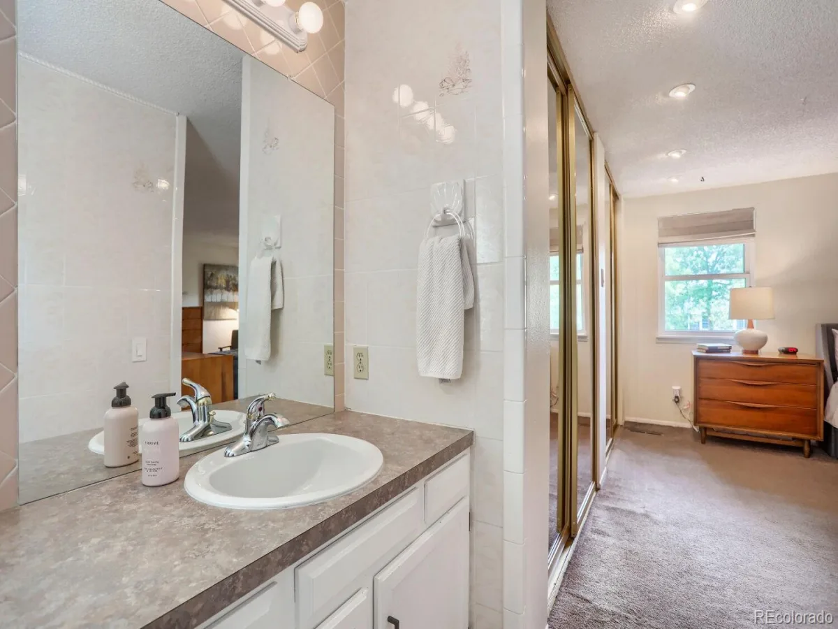 7883 S Ulster Street Centennial CO 80112 MLS #REC7428005 06302026152703 1200 17