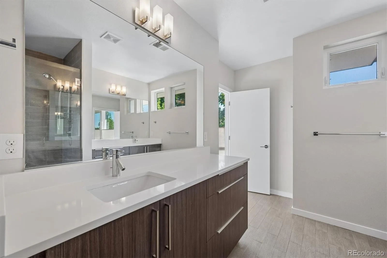 3215 S Dahlia Street Denver CO 80222 | MLS #REC7428581 10182026215722 1600 23