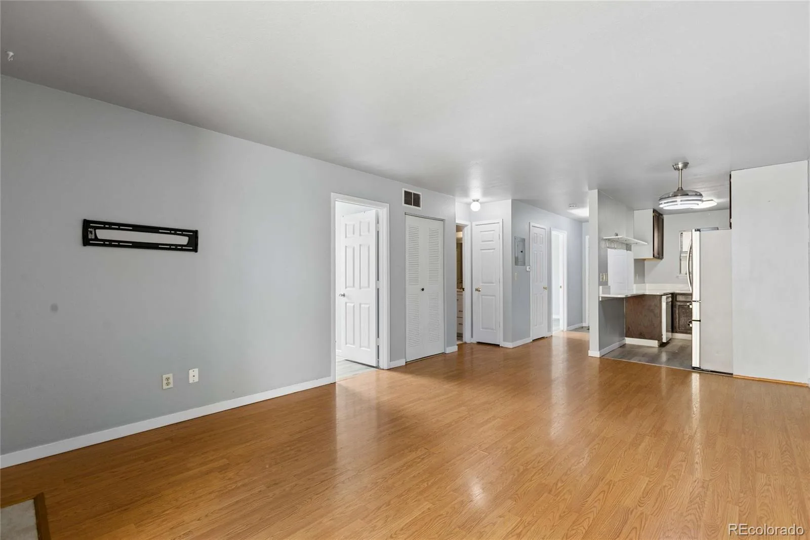225 E 8th Avenue #F6 Longmont CO 80504 | MLS #REC7431952 08252026005400 1600 9