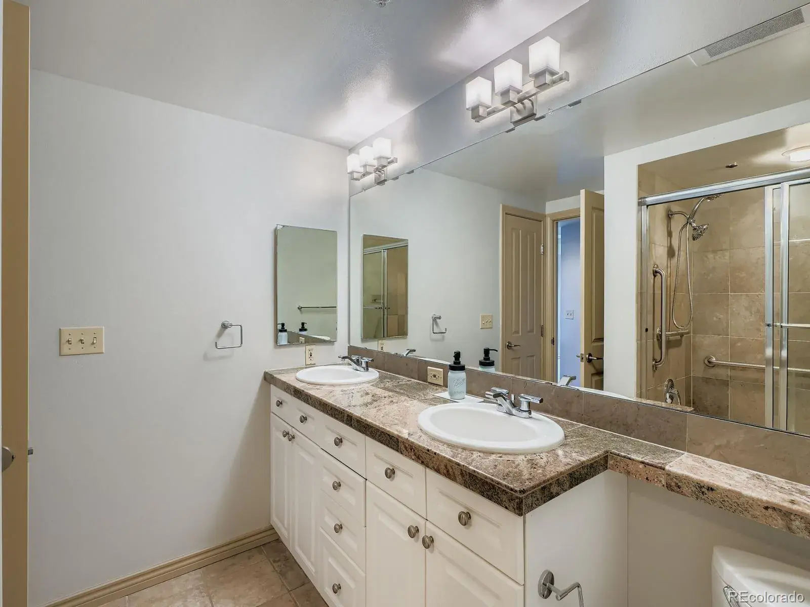 11072025075043 1600 22