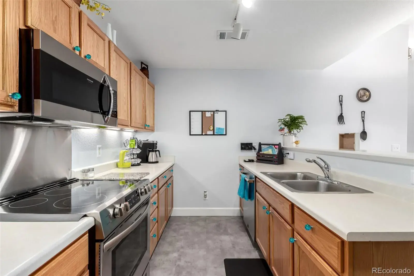 4211 S Blackhawk Circle #8C Aurora CO 80014 MLS #REC7433312 02172026175446 1600 10