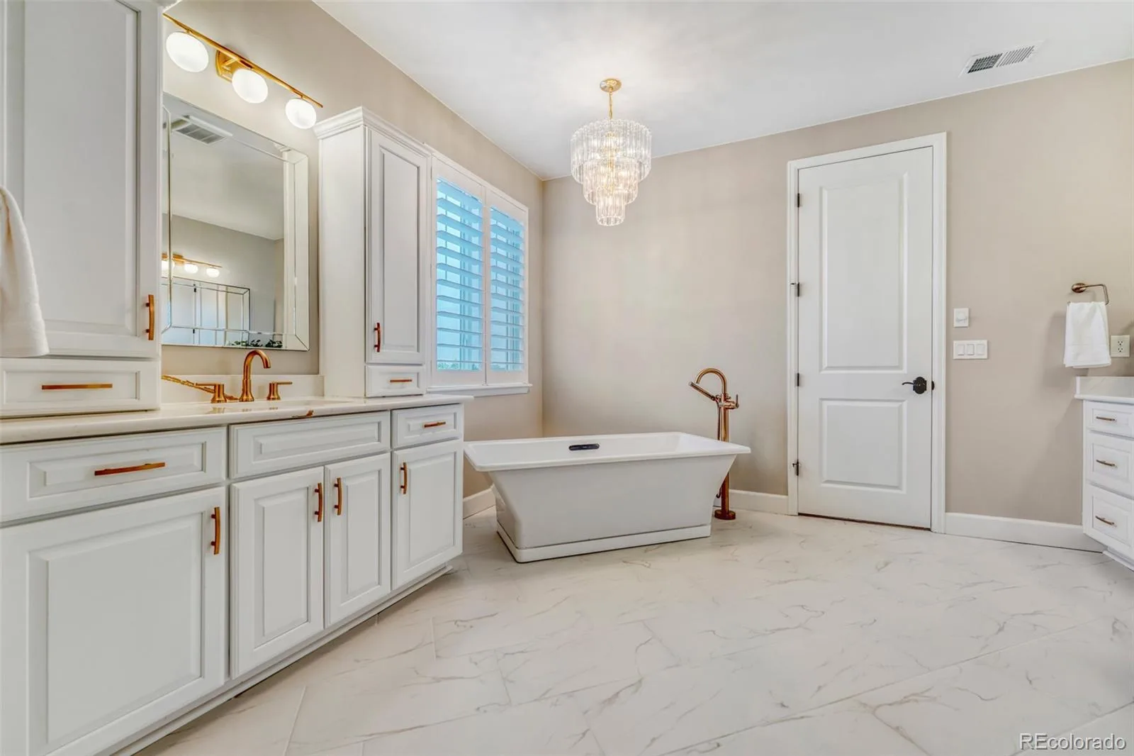 9876 Crimson Oak Court Parker CO 80134 | MLS #REC7434406 06252026141353 1600 15