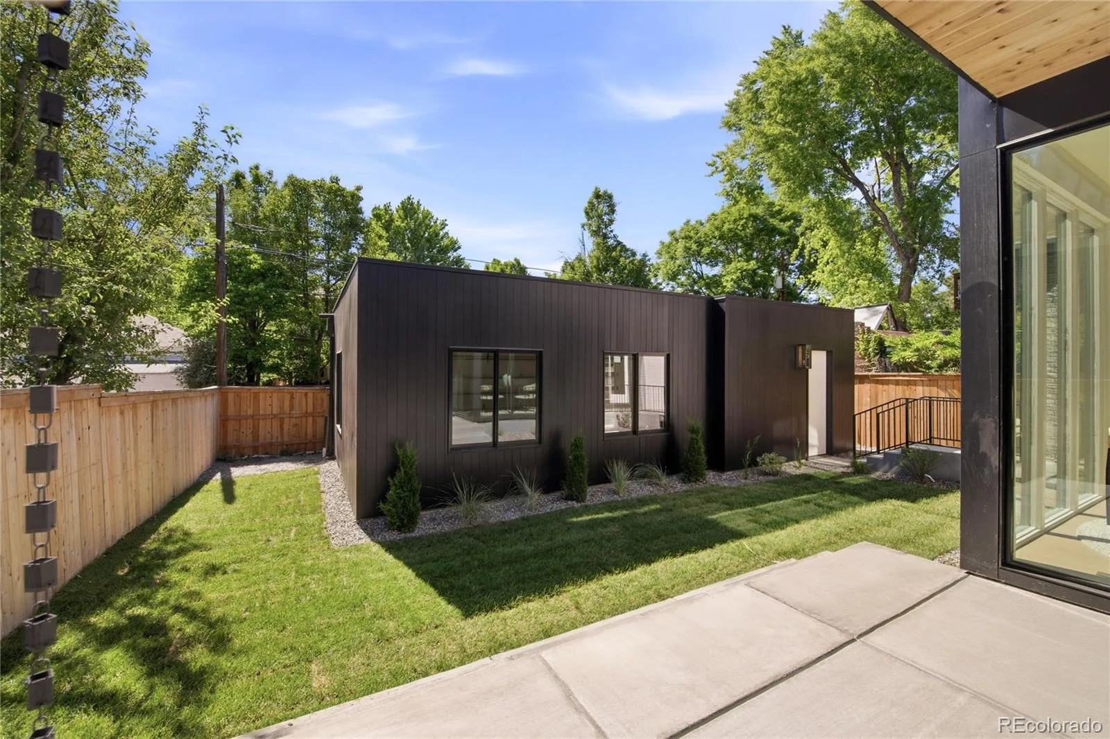547 S Williams Street Denver CO 80209 MLS #REC7438790 06142026234006 1600 41