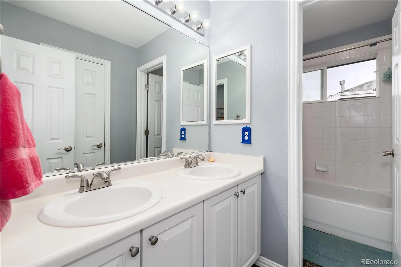 9798 Sylvestor Road Highlands Ranch CO 80129 MLS #REC7439678 05182026225507 1600 21