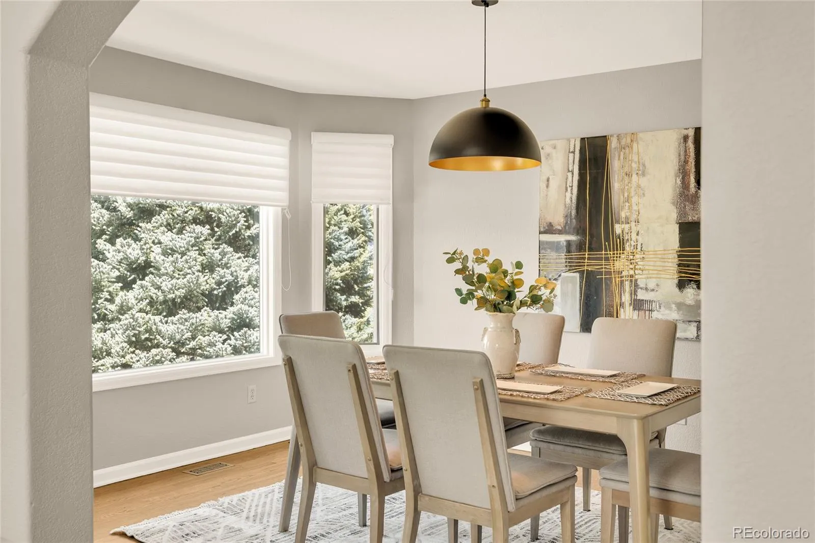 04172026230409 1600 10