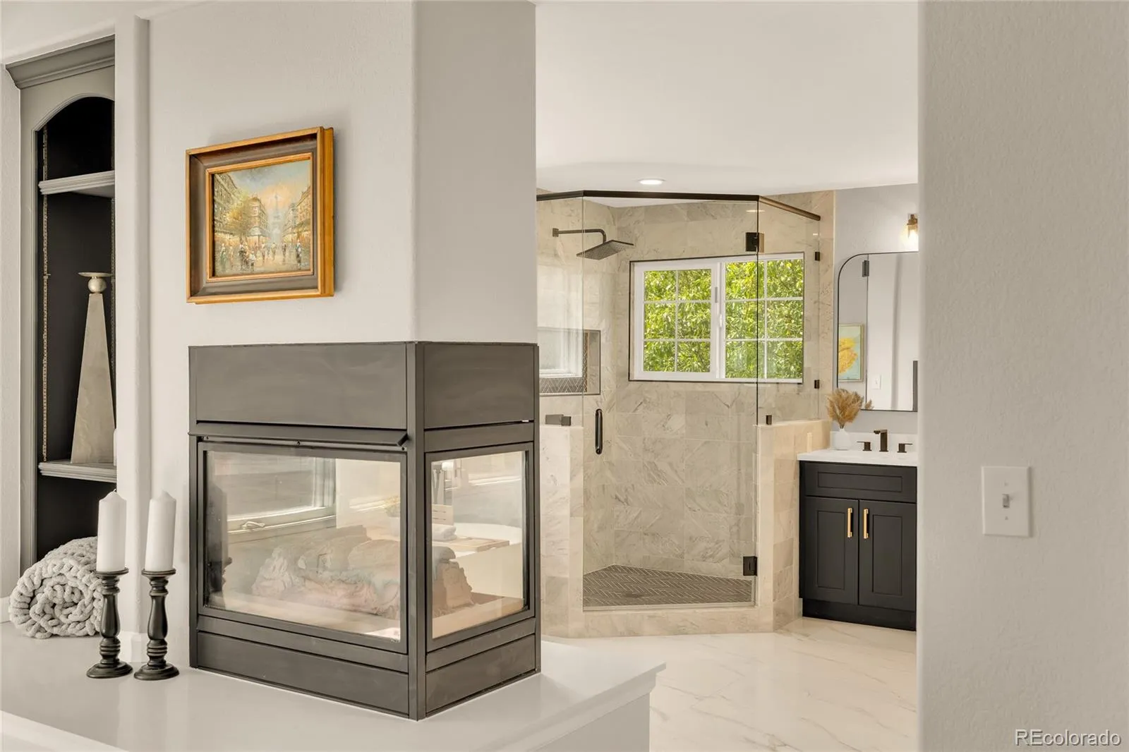 04172026230409 1600 15