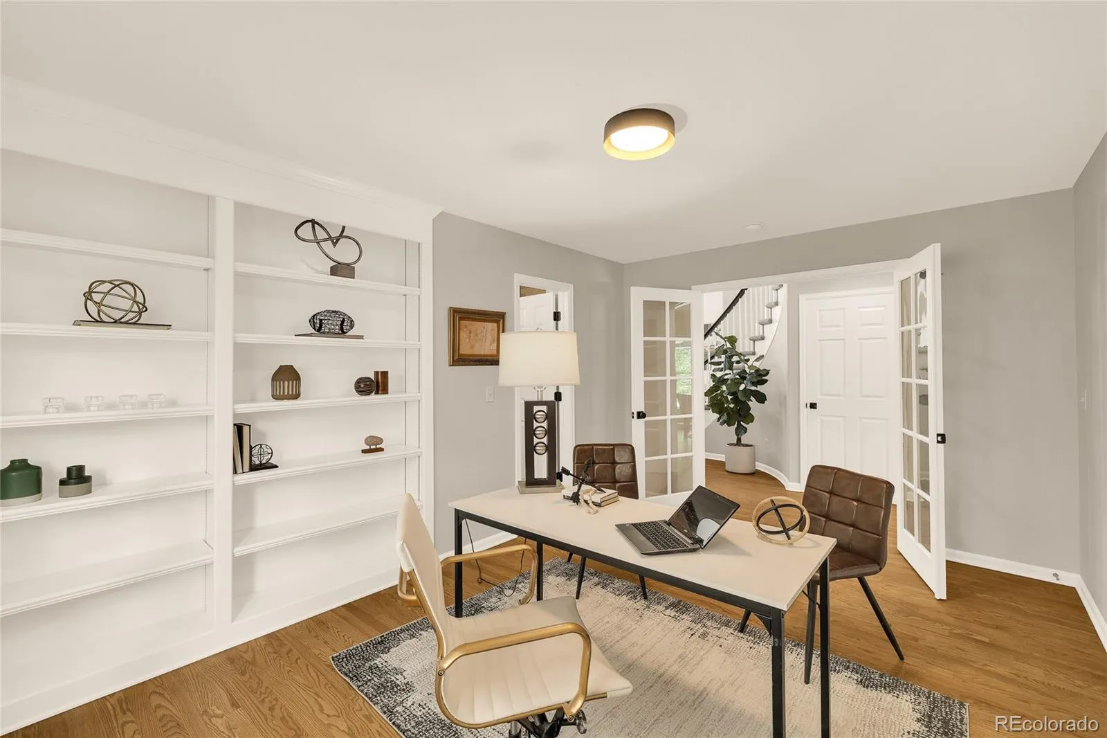 04172026230409 1600 21