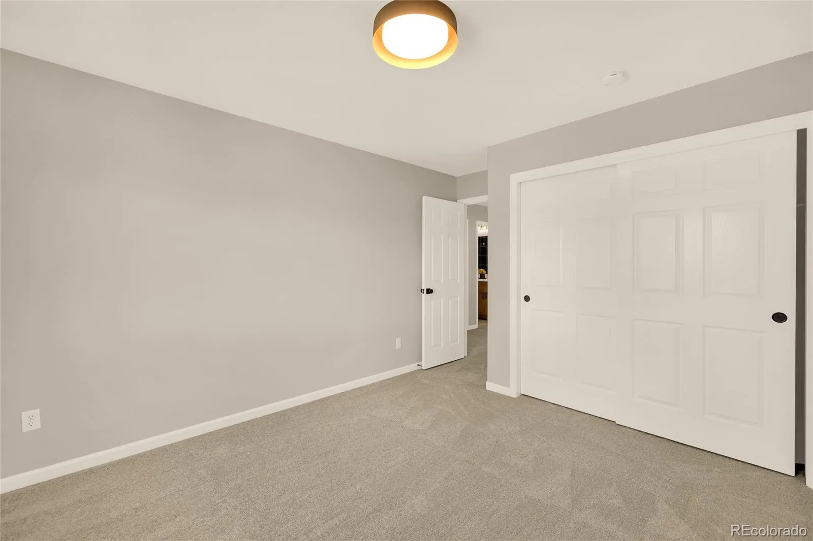 04172026230409 1600 26