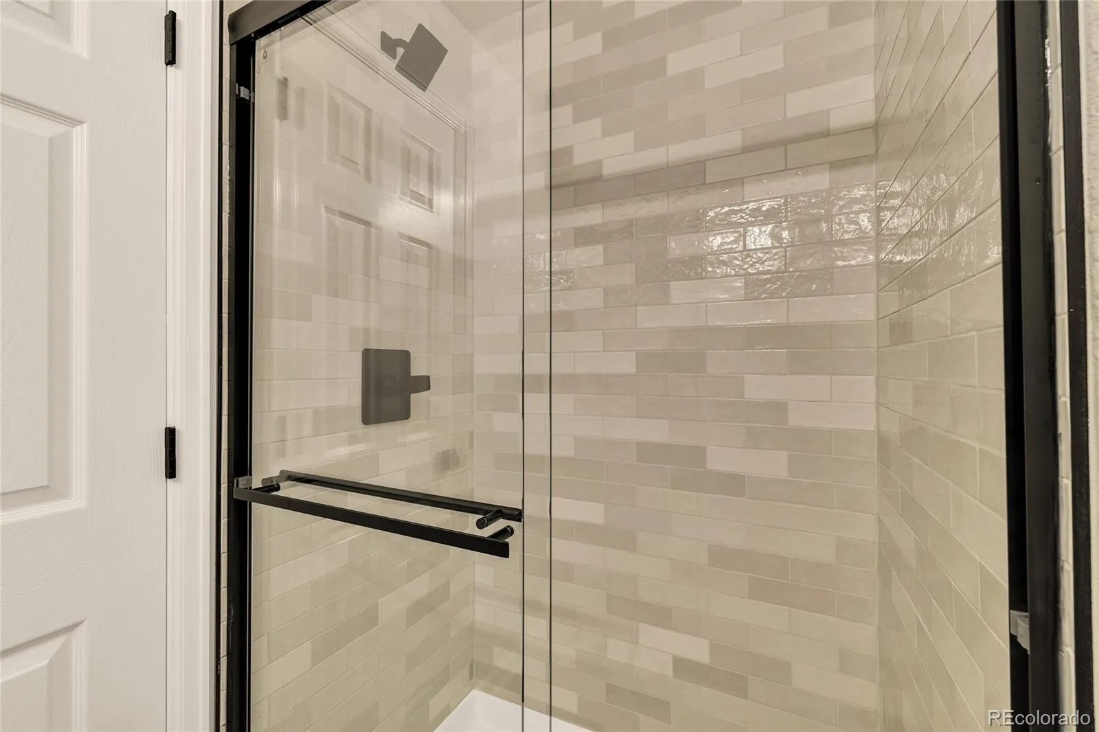 04172026230409 1600 28