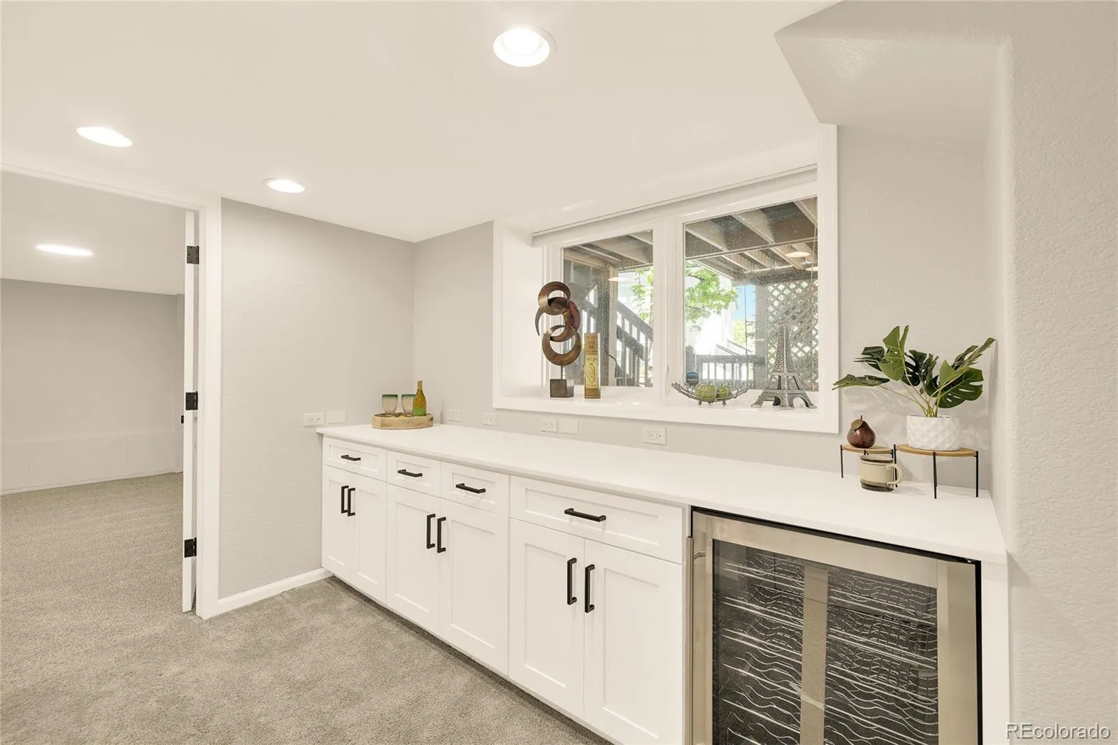 04172026230409 1600 37