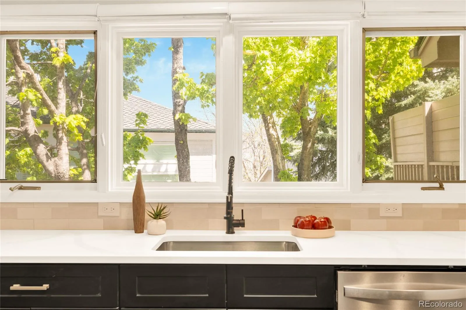 04172026230409 1600 5