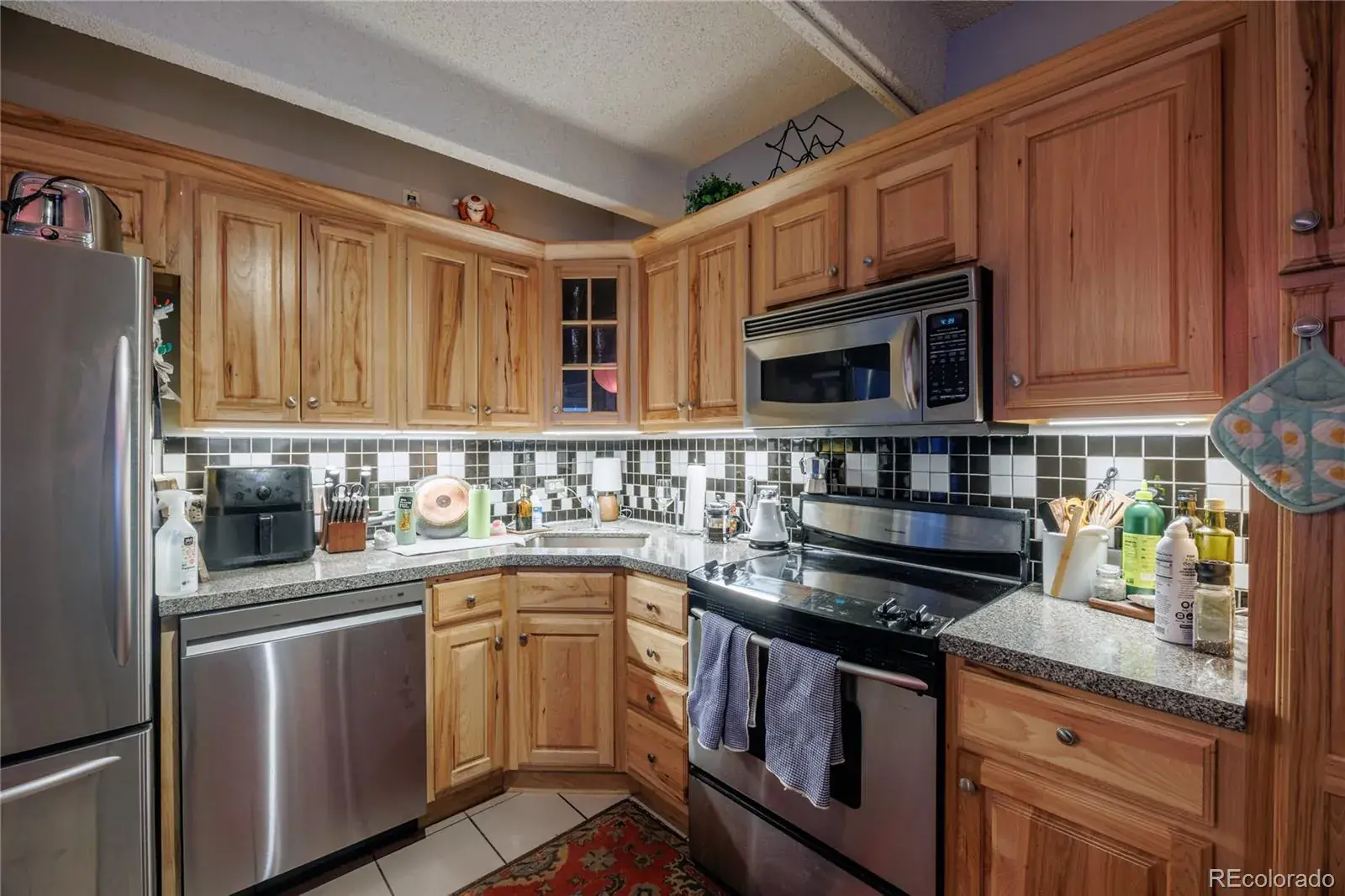 11142025210644 1600 4