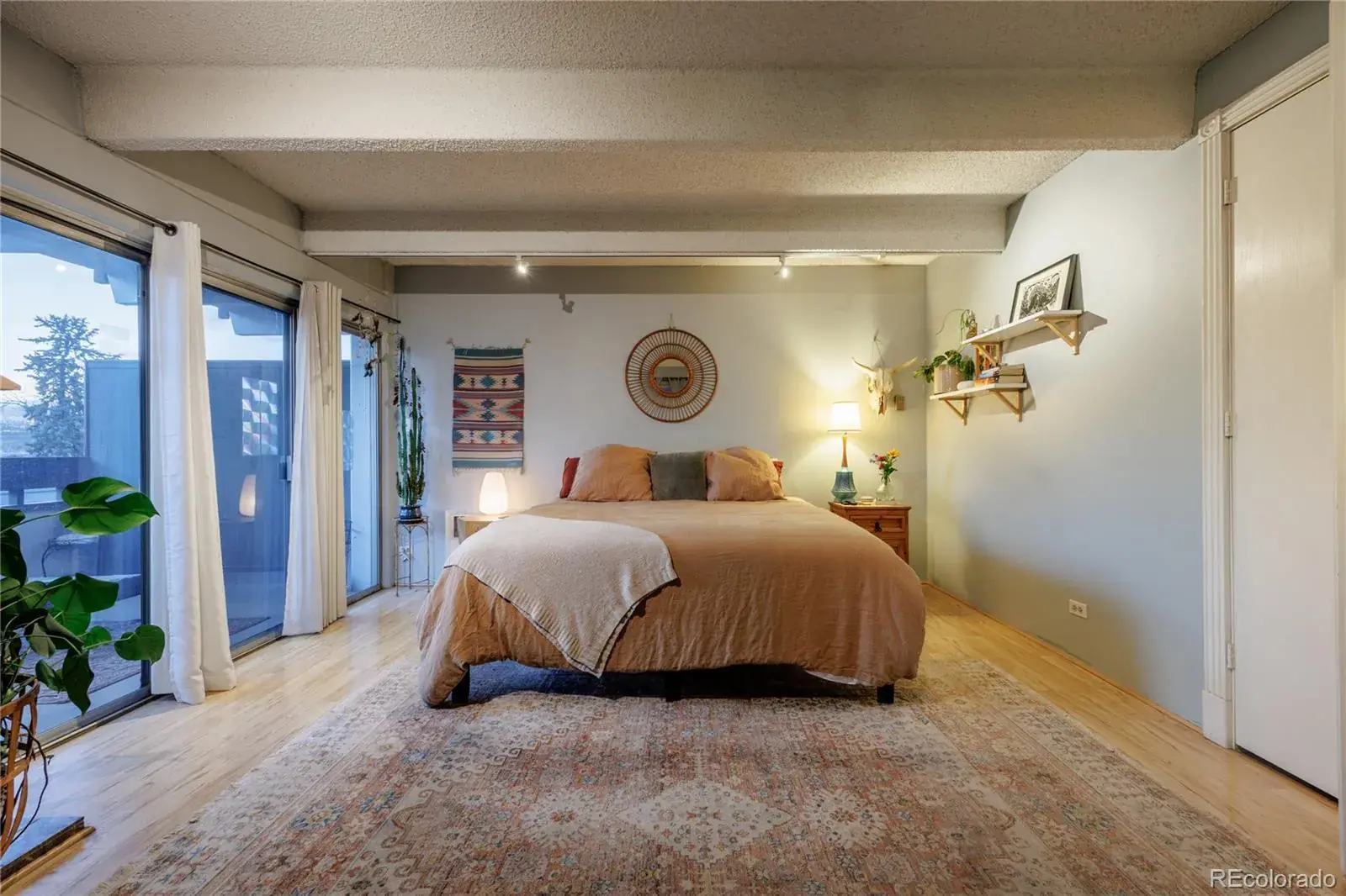 11142025210644 1600 8