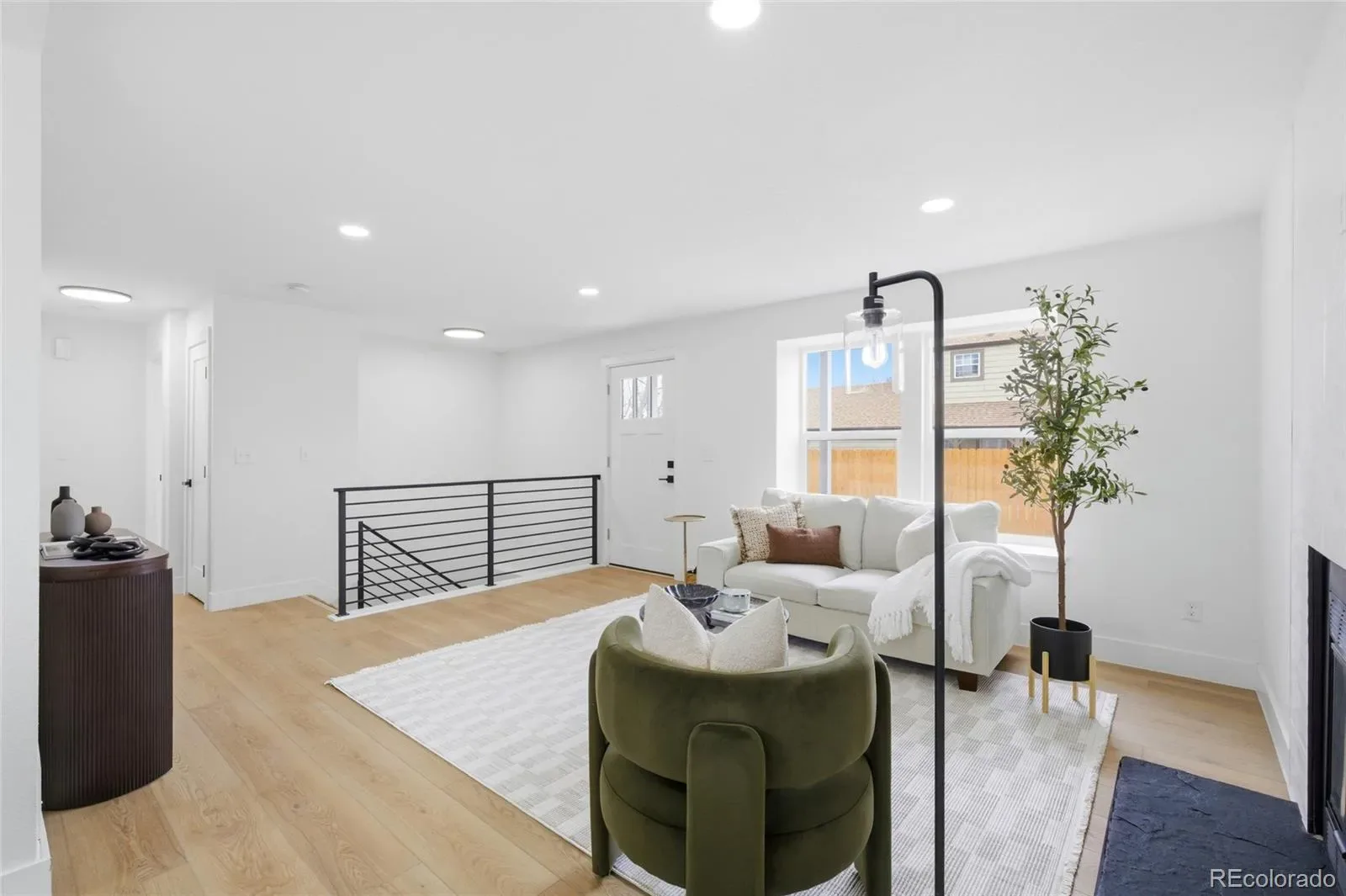 03282026174336 1600 10