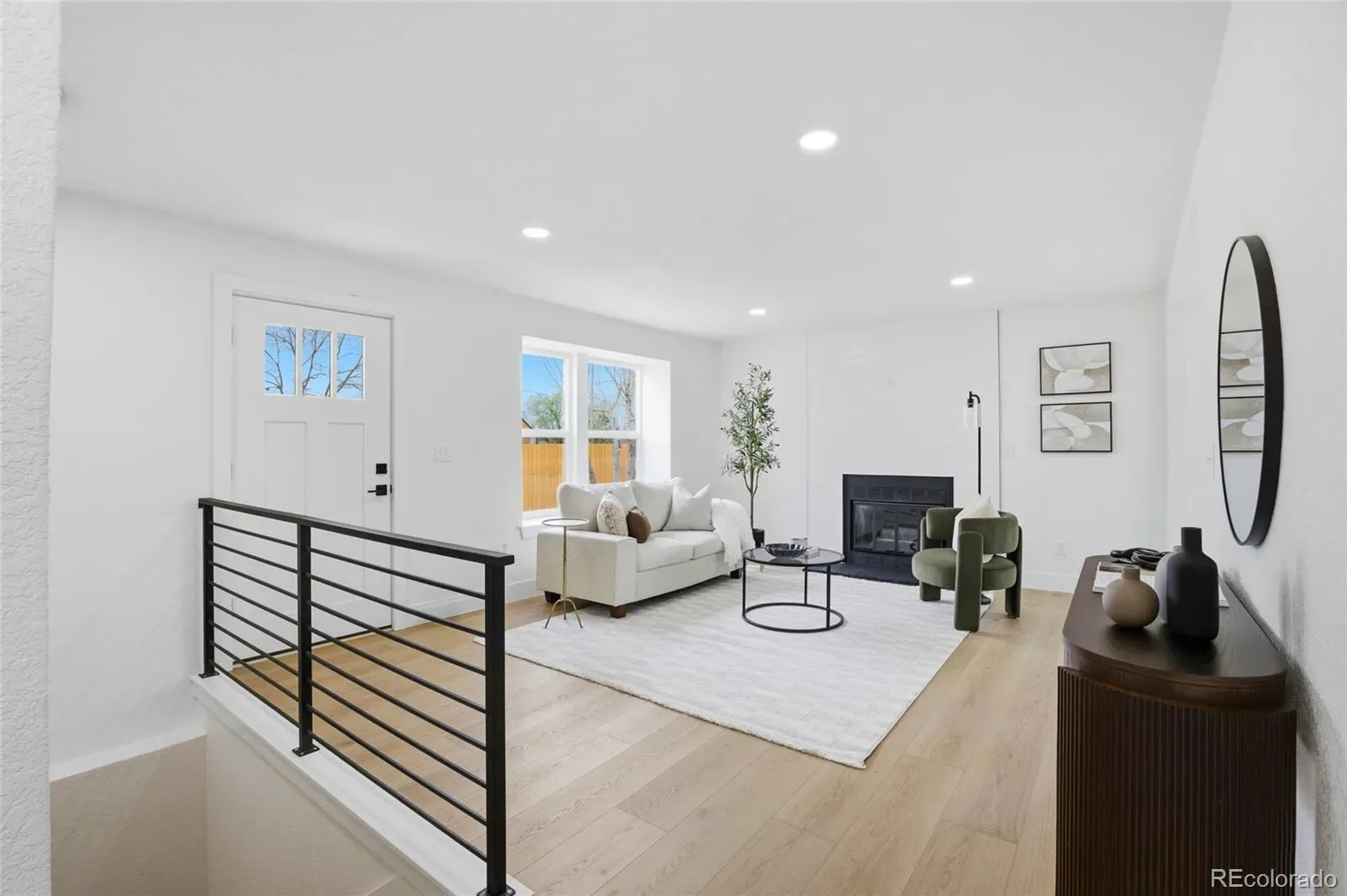 03282026174336 1600 9