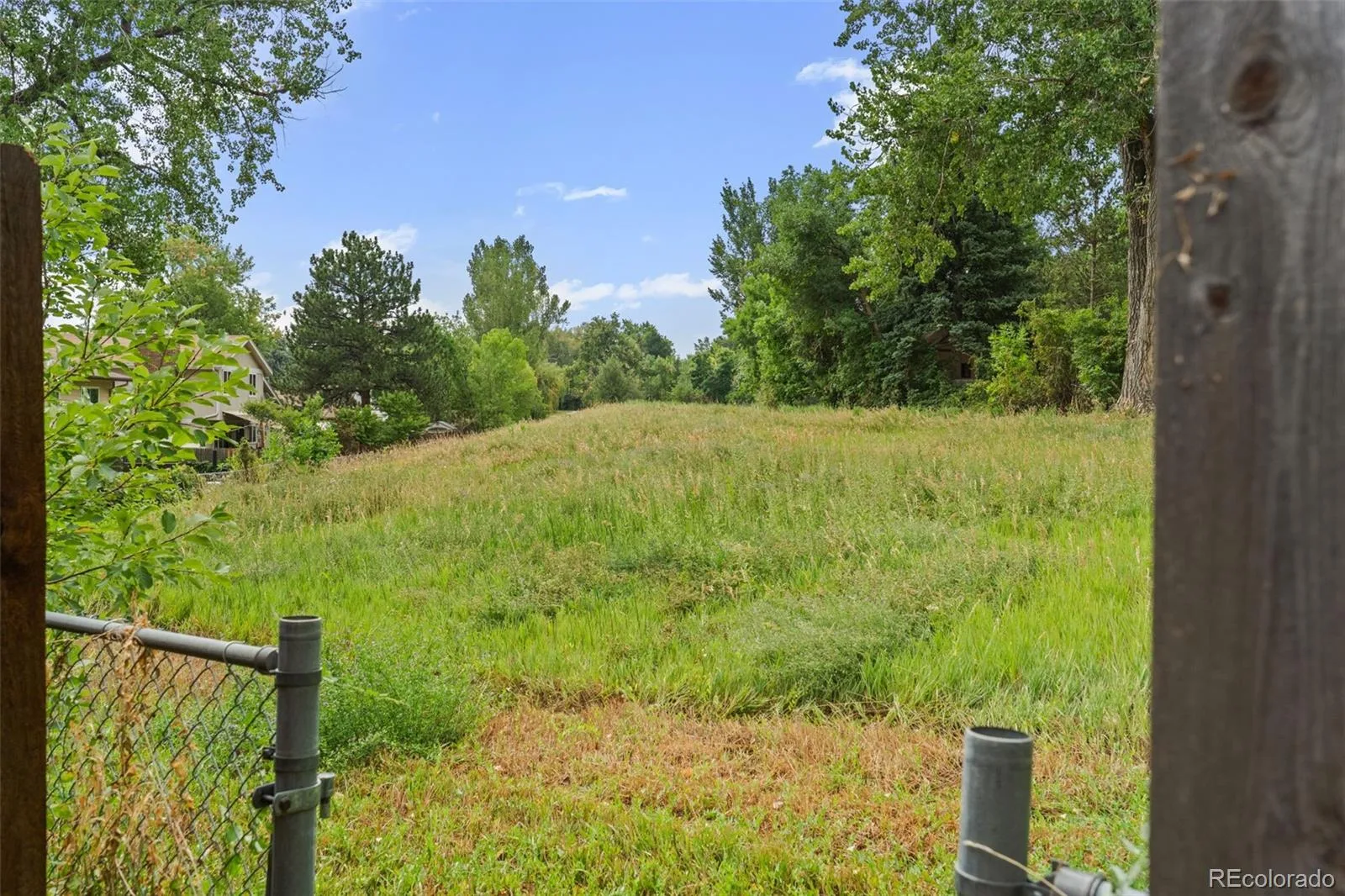 9424 W 75th Way Arvada CO 80005 | MLS #REC7443103 08142026155406 1600 44