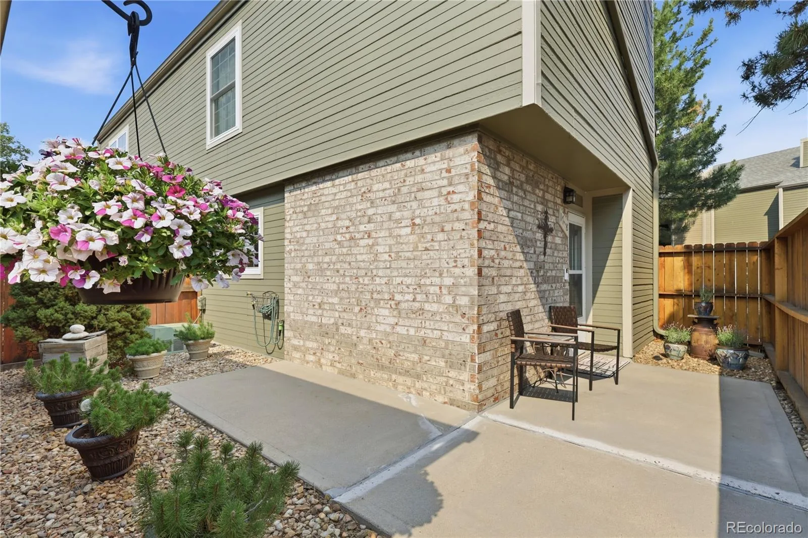 3405 S Ammons Street #17-8 Denver CO 80227 | MLS #REC7443106 07142026014112 1600 1