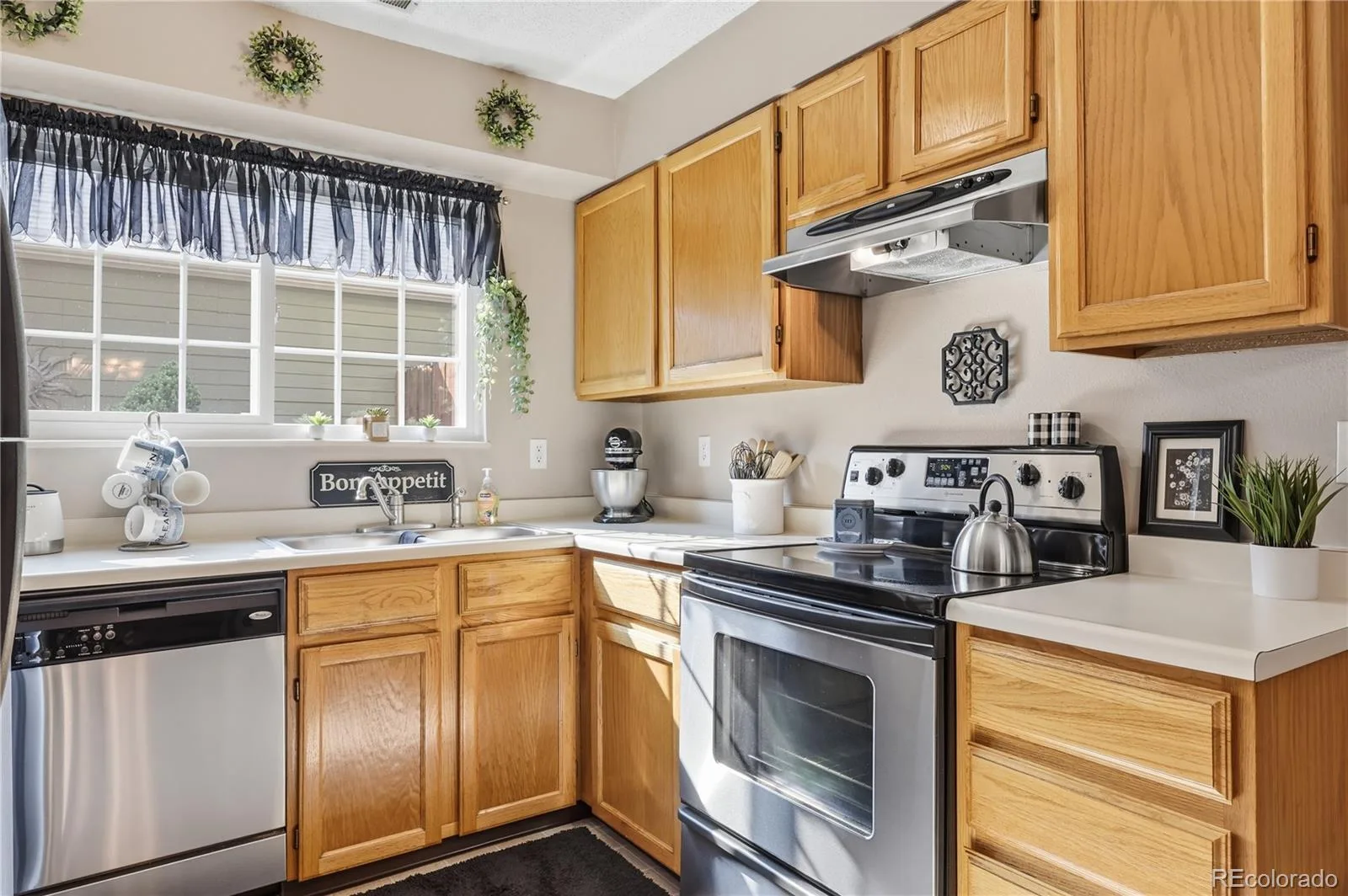 3405 S Ammons Street #17-8 Denver CO 80227 | MLS #REC7443106 07142026014112 1600 14
