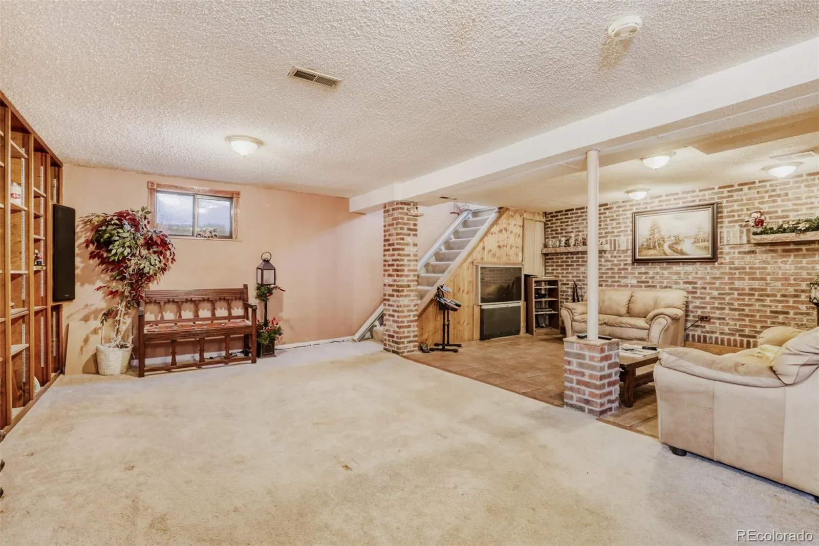 03202026192008 1600 17