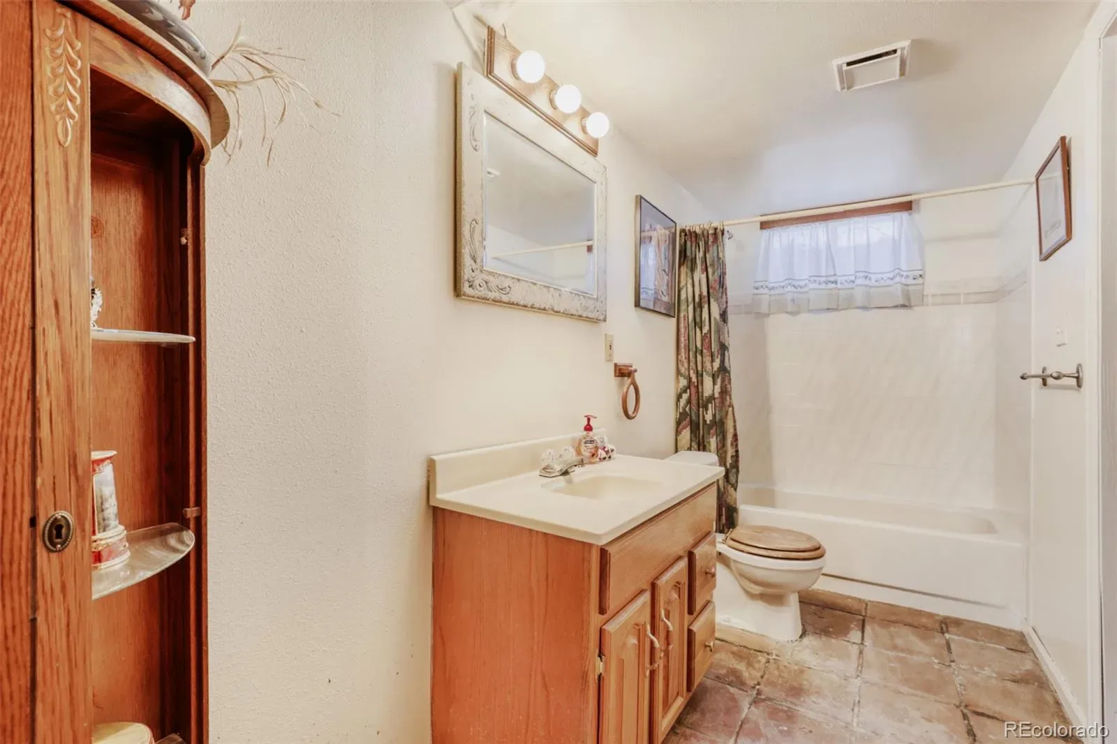 03202026192008 1600 18