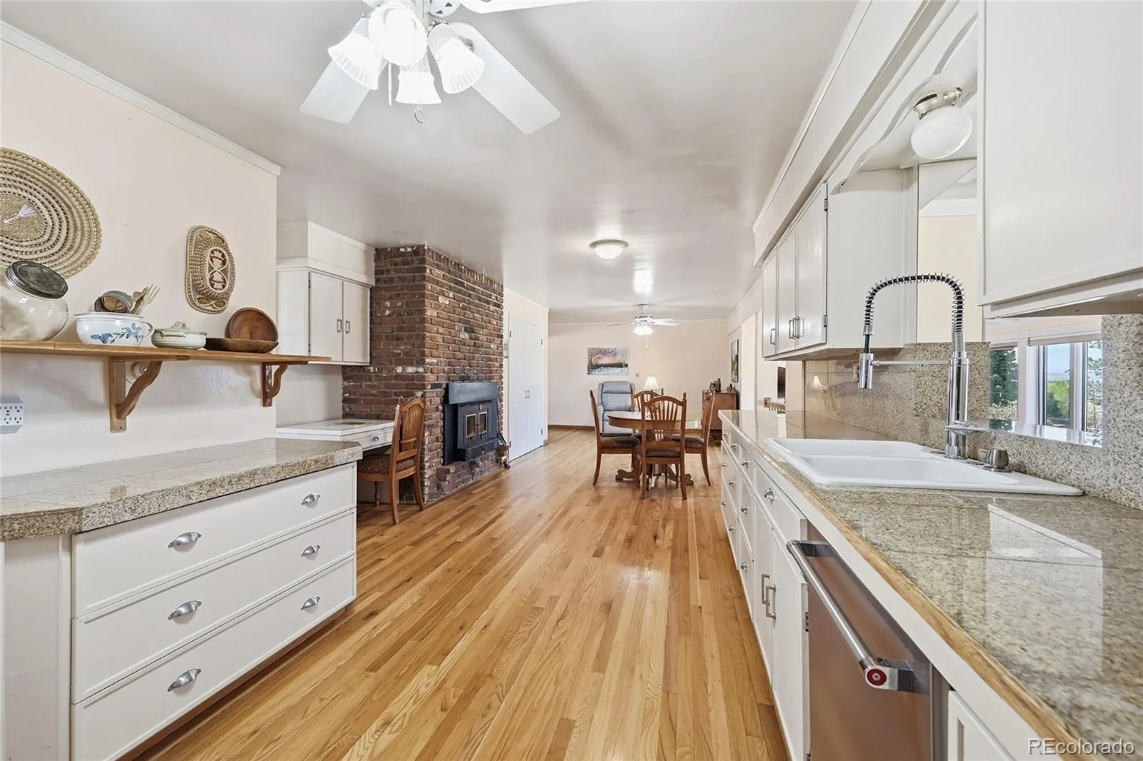 11481 Antelope Lane Parker CO 80138 | MLS #REC7445180 08222026025535 1600 21