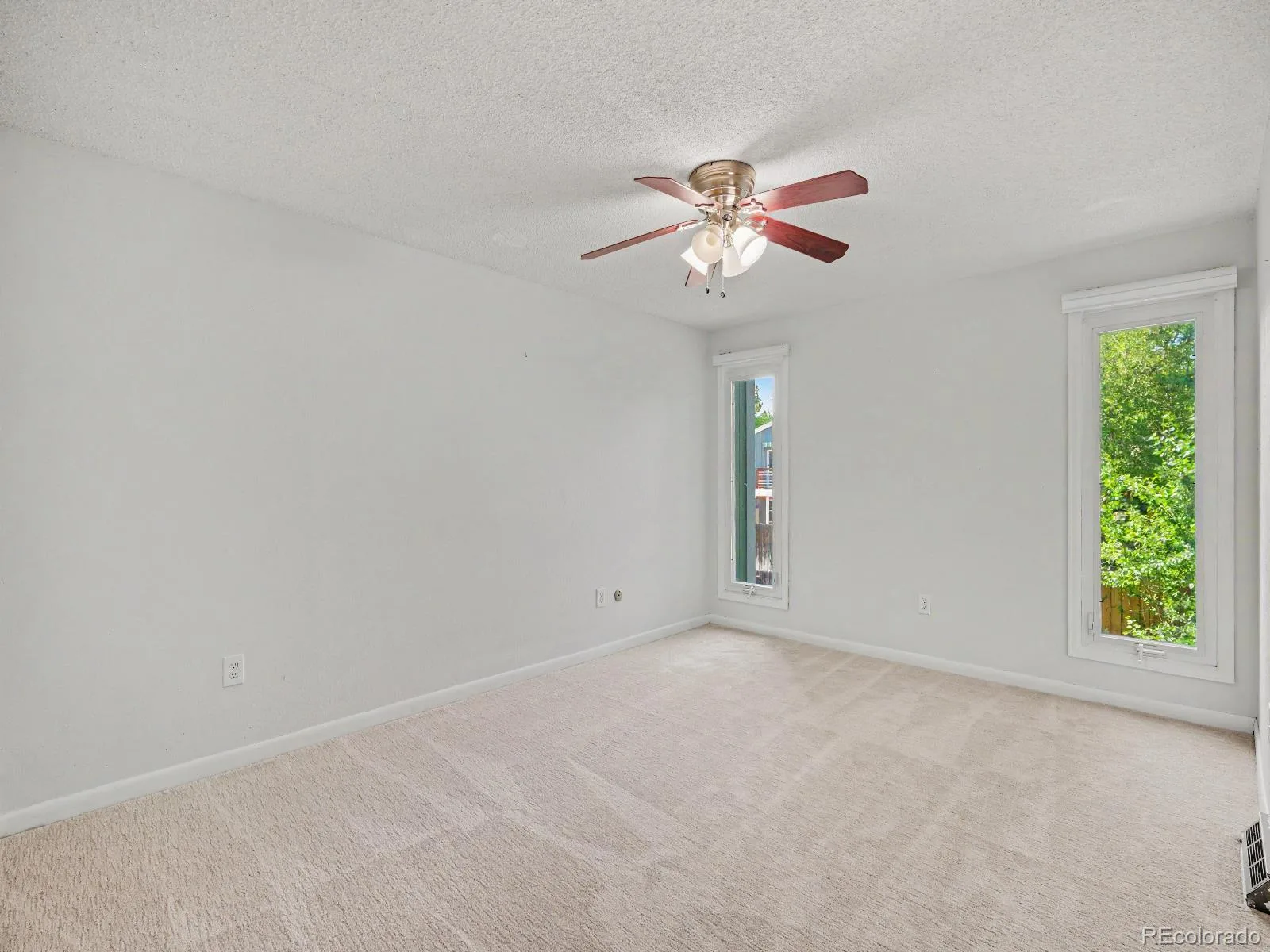 3030 S Macon Circle Aurora CO 80014 MLS #REC7445642 07102026154626 1600 18