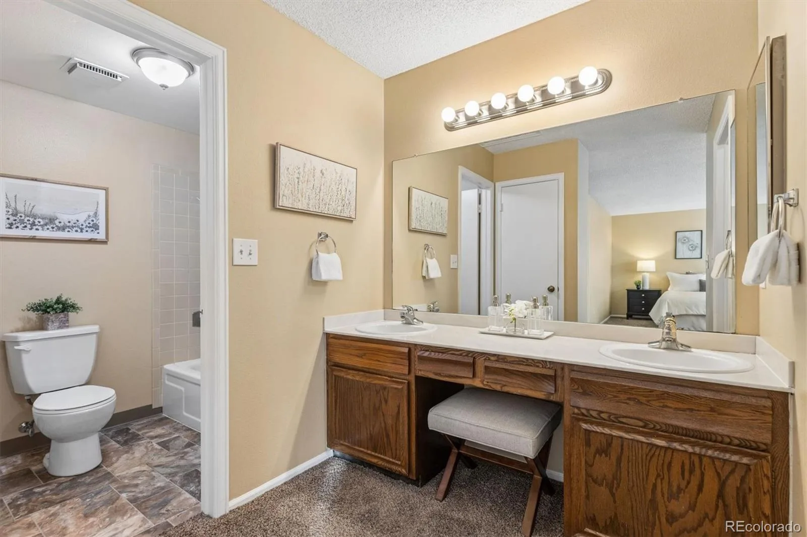 1011 Pierce Street #22 Lakewood CO 80214 | MLS #REC7445862 07152026203621 1600 23
