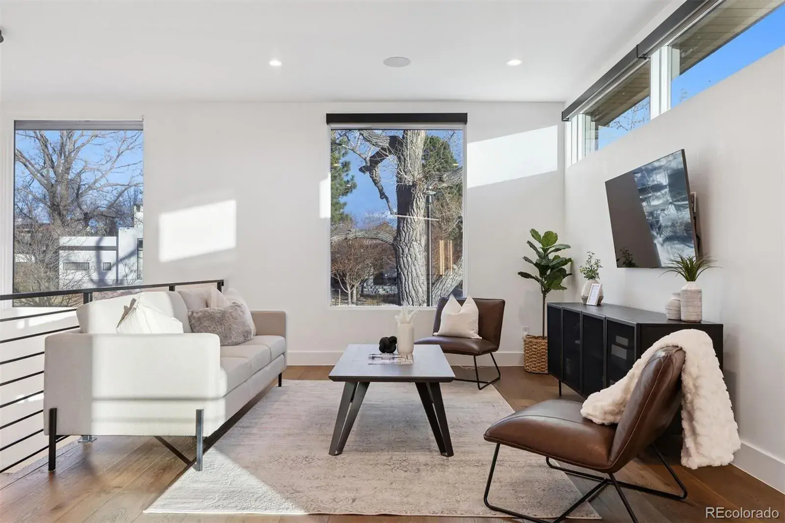 03062026052101 1600 19