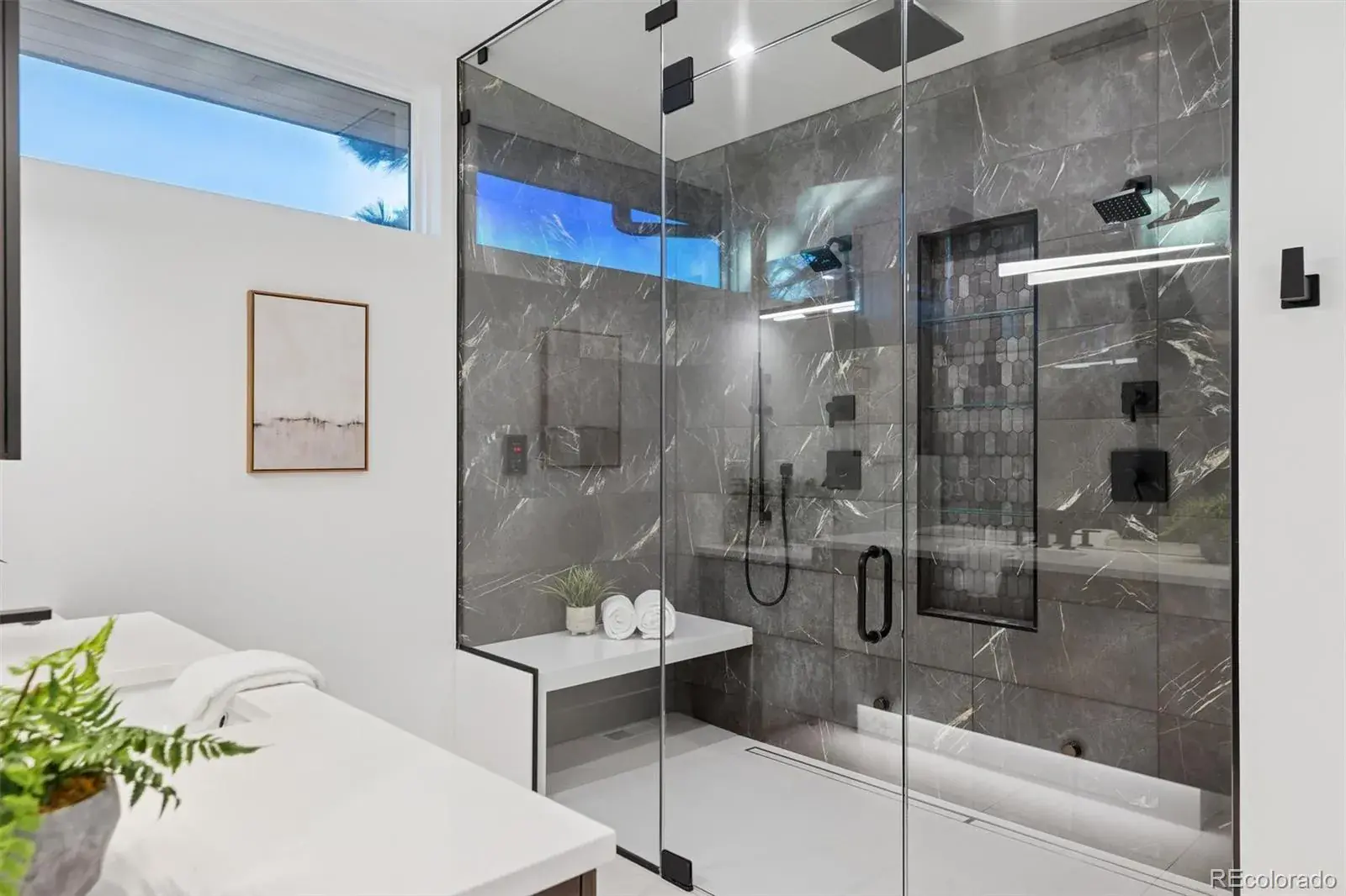 03062026052101 1600 26