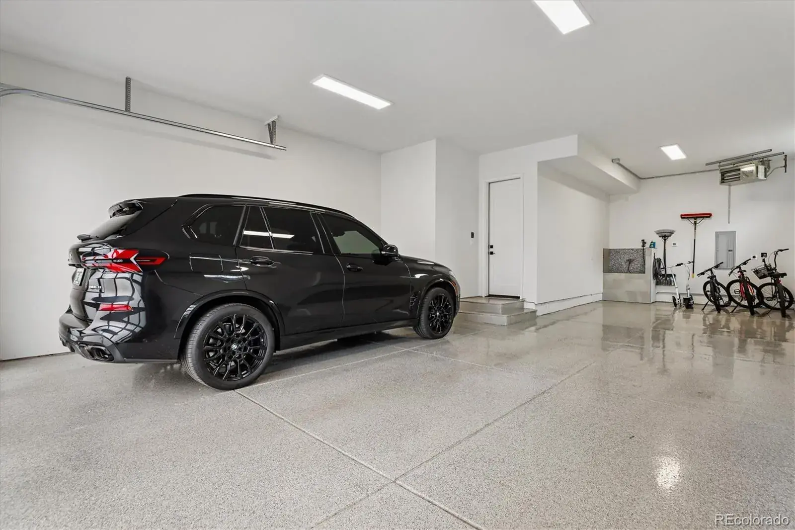 03062026052101 1600 44