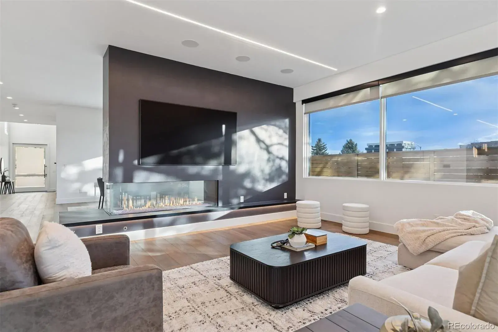 03062026052101 1600 8