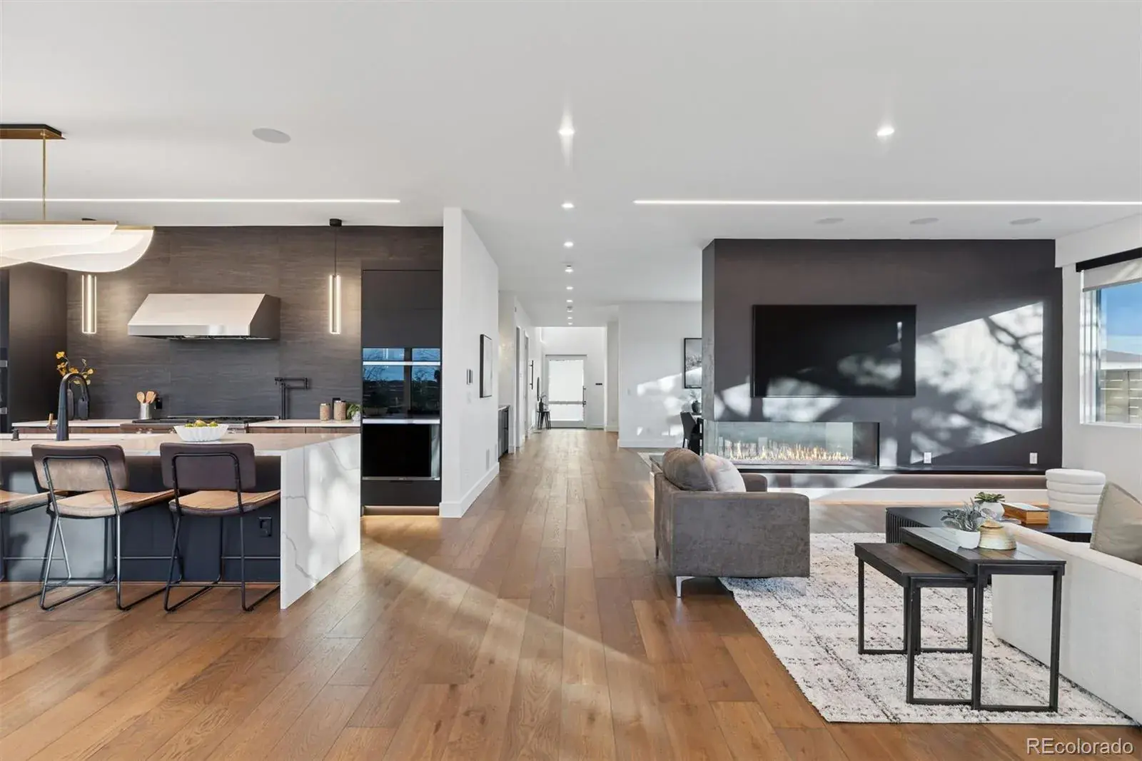 03062026052101 1600 9