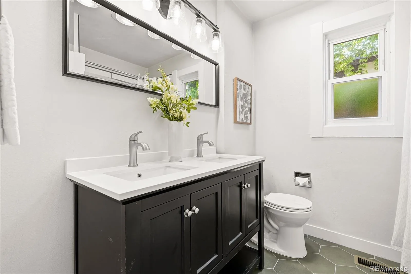 1660 Tamarac Street Denver CO 80220 MLS #REC7445945 07092026155105 1600 22