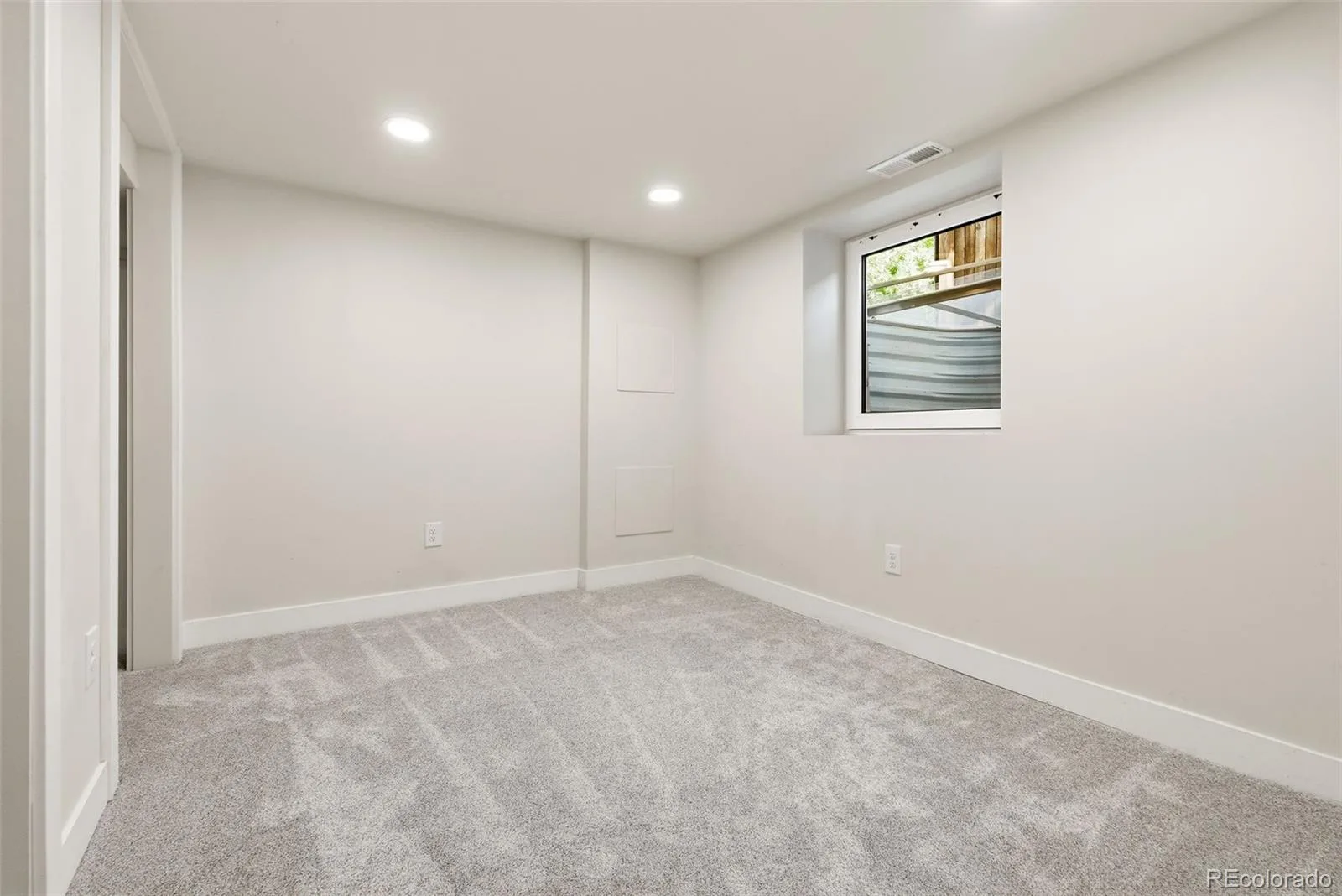 1660 Tamarac Street Denver CO 80220 MLS #REC7445945 07092026155105 1600 33