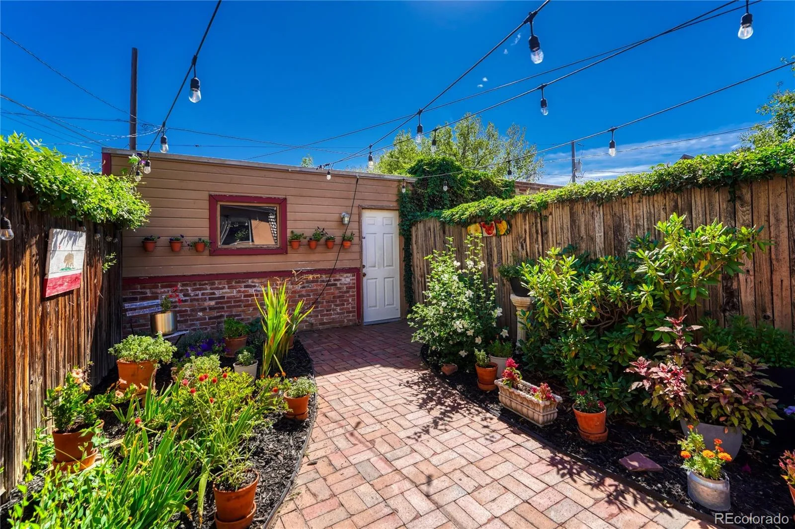 2552 N Emerson Street Denver CO 80205 | MLS #REC7447364 10152026133053 1600 16