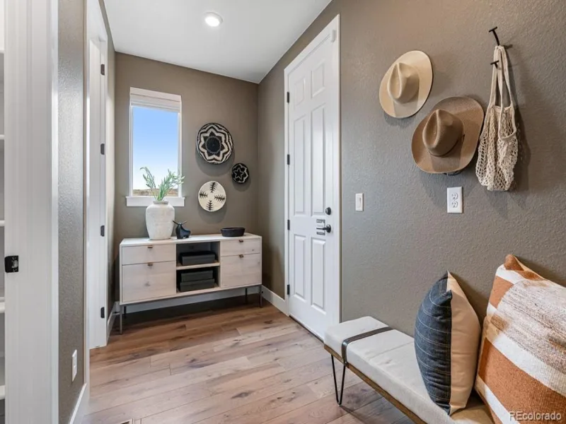 16576 W 93rd Place Arvada CO 80007 | MLS #REC7447650 08252026130334 800 16