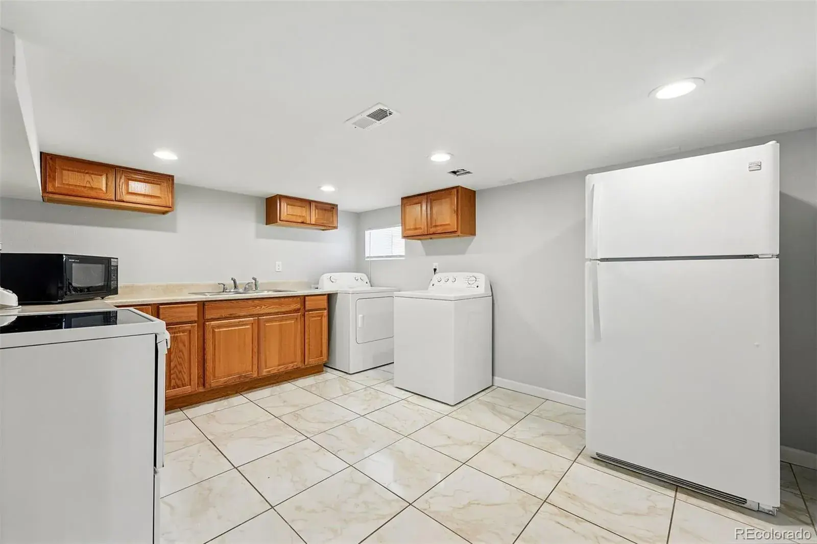 12202025031725 1600 14