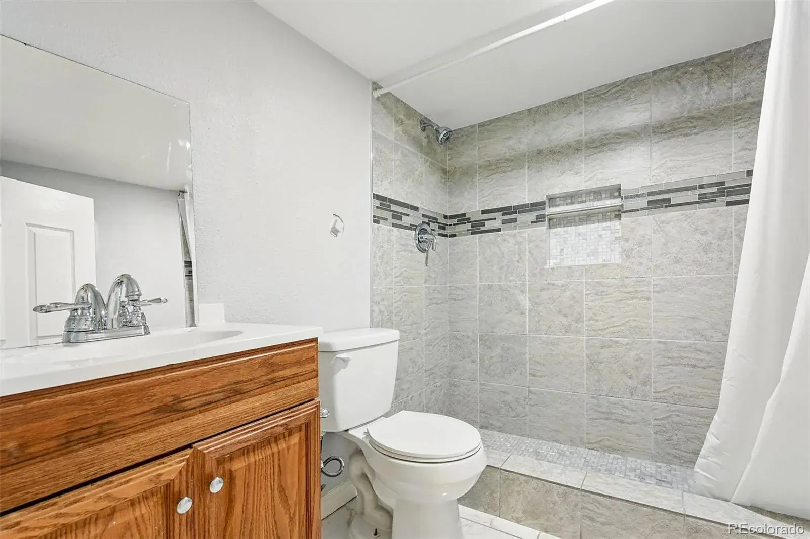 12202025031725 1600 18