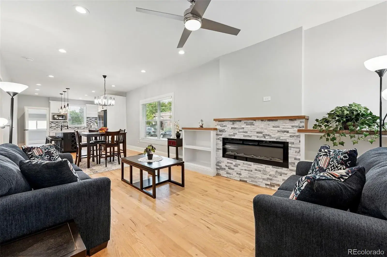 12202025031725 1600 4