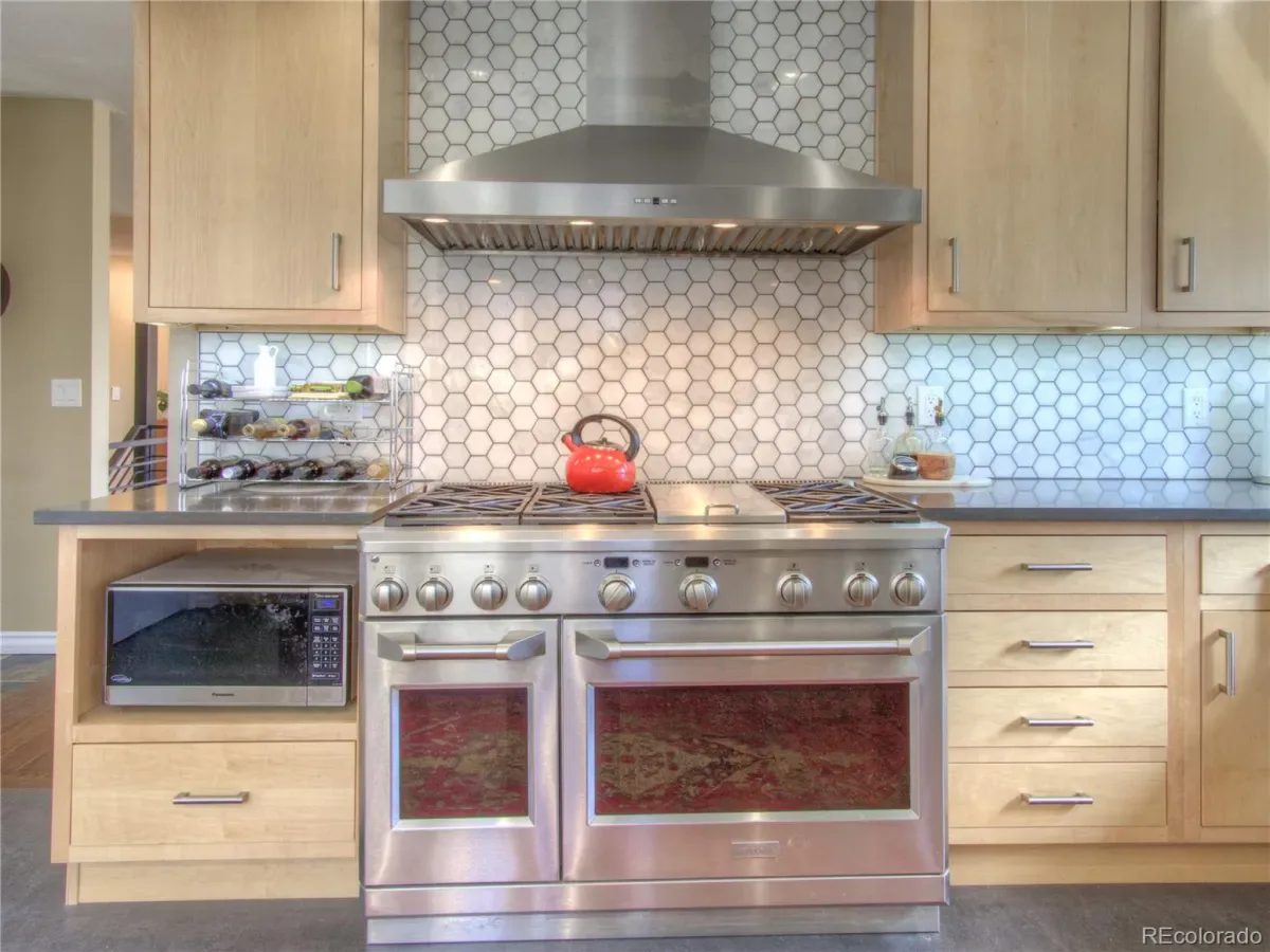 03202026013530 1200 16