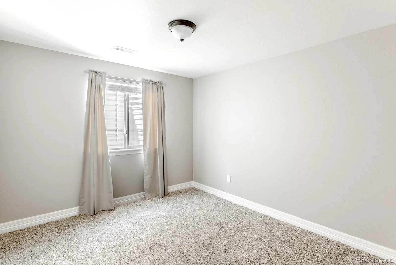 10293 Nucla Street Commerce City CO 80022 MLS #REC7452367 07152026164648 1600 33