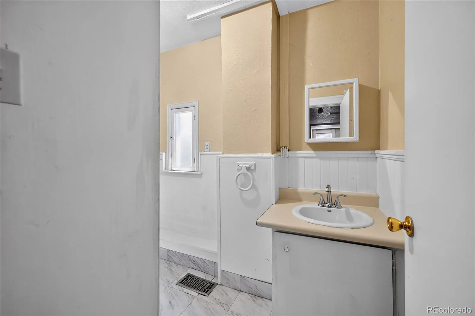 2134 N Lafayette Street Denver CO 80205 | MLS #REC7452517 10062026210046 1600 6
