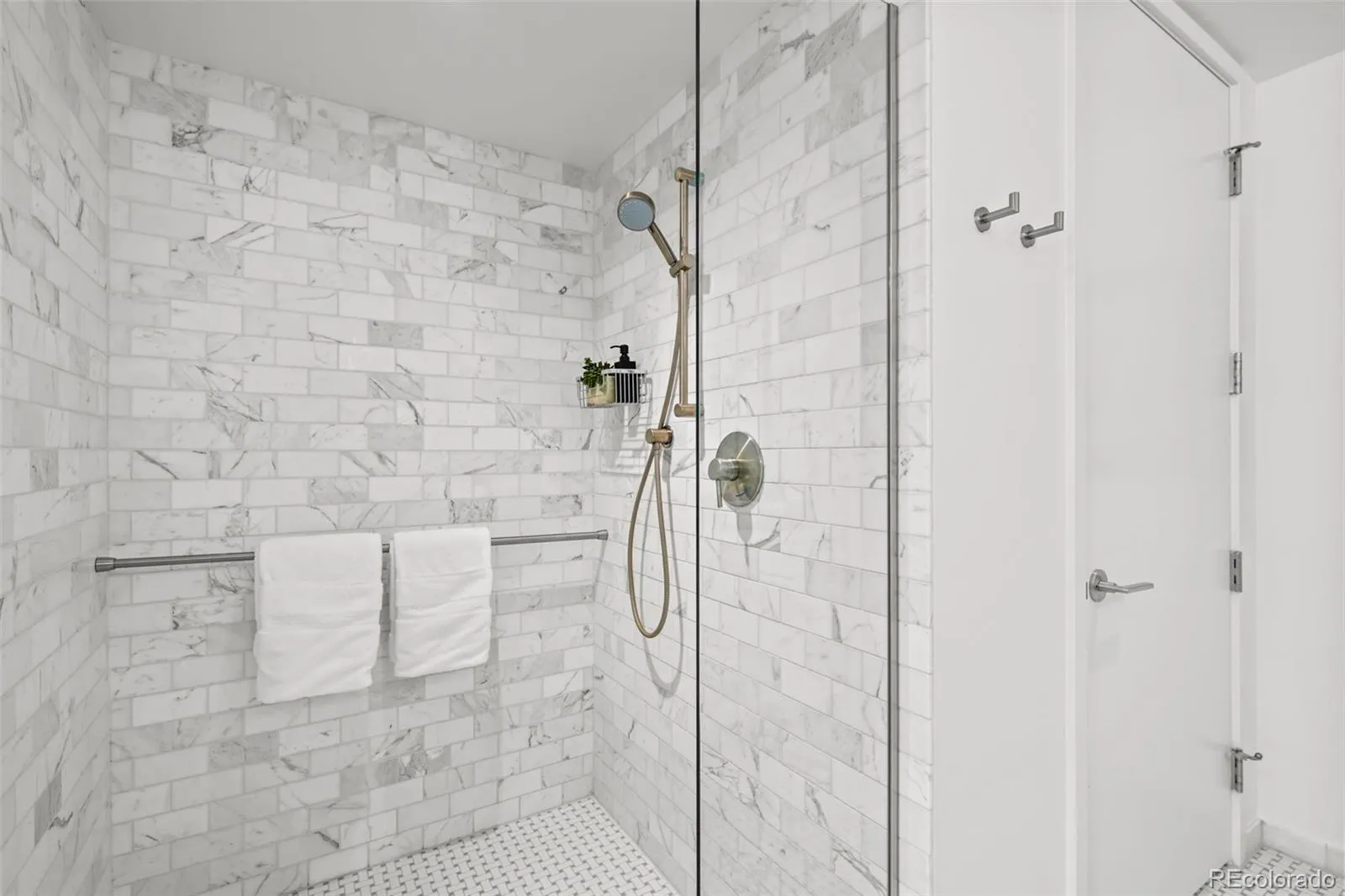 04172026145837 1600 24