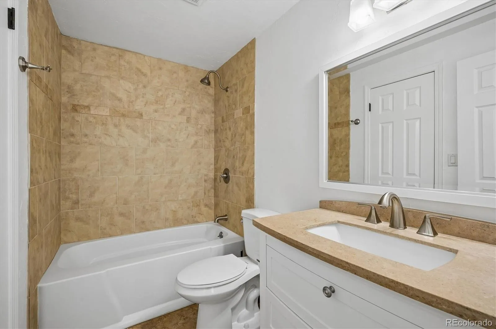 04092026152042 1600 16