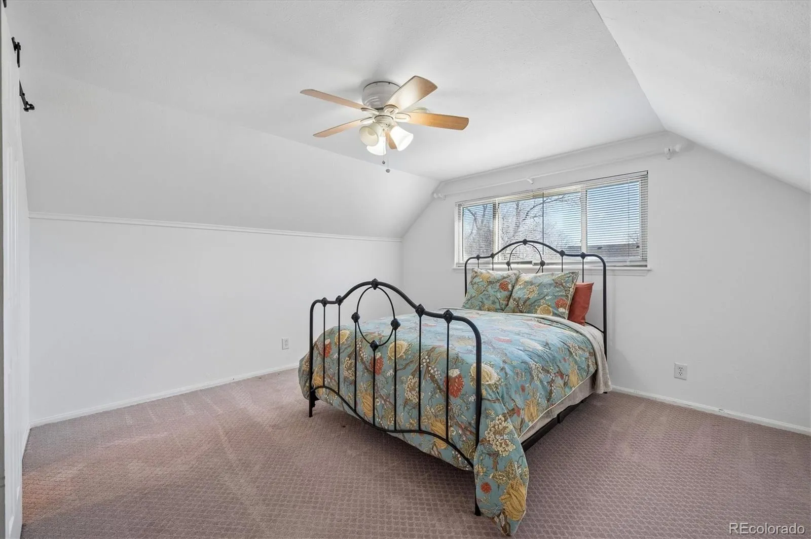 04092026152042 1600 17