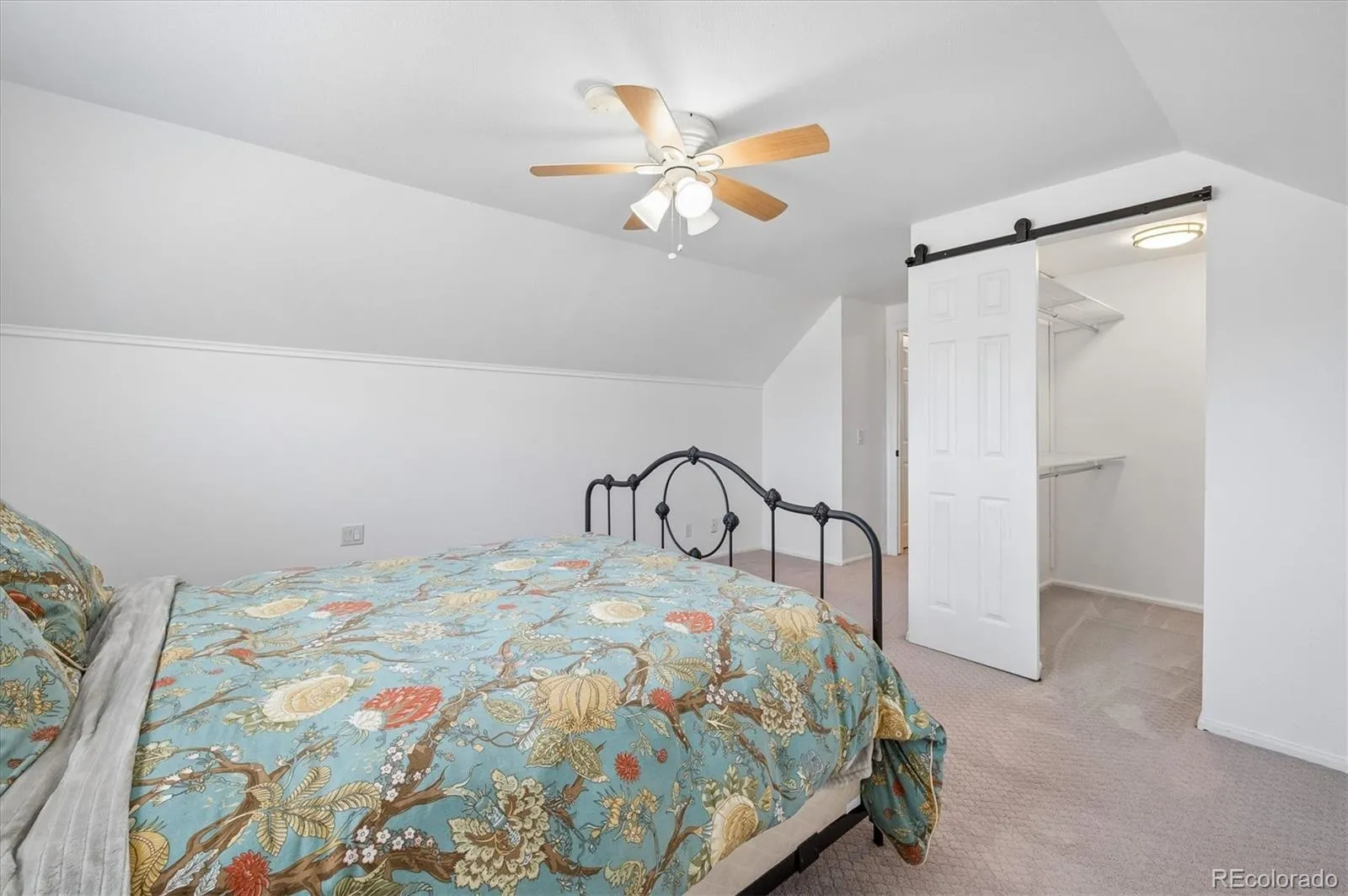 04092026152042 1600 18