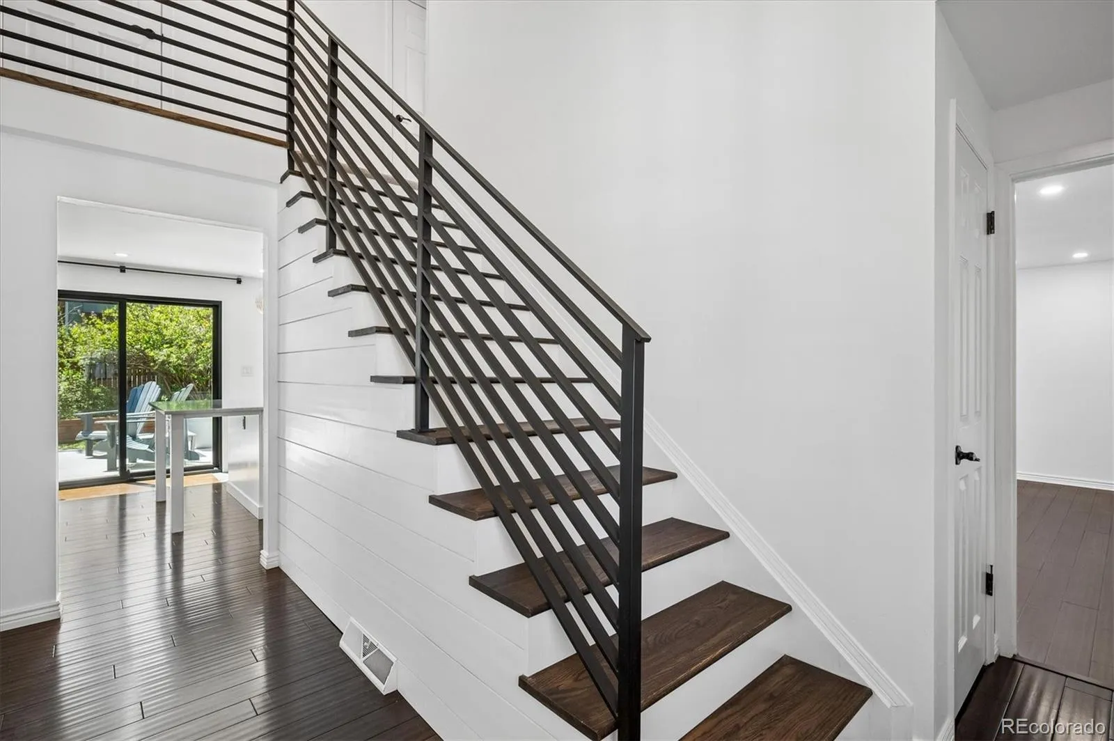 04092026152042 1600 2