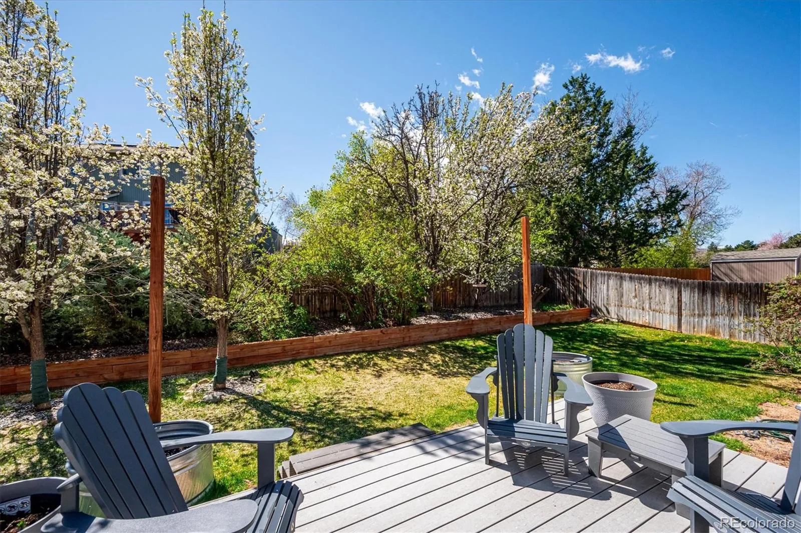 04092026152042 1600 25