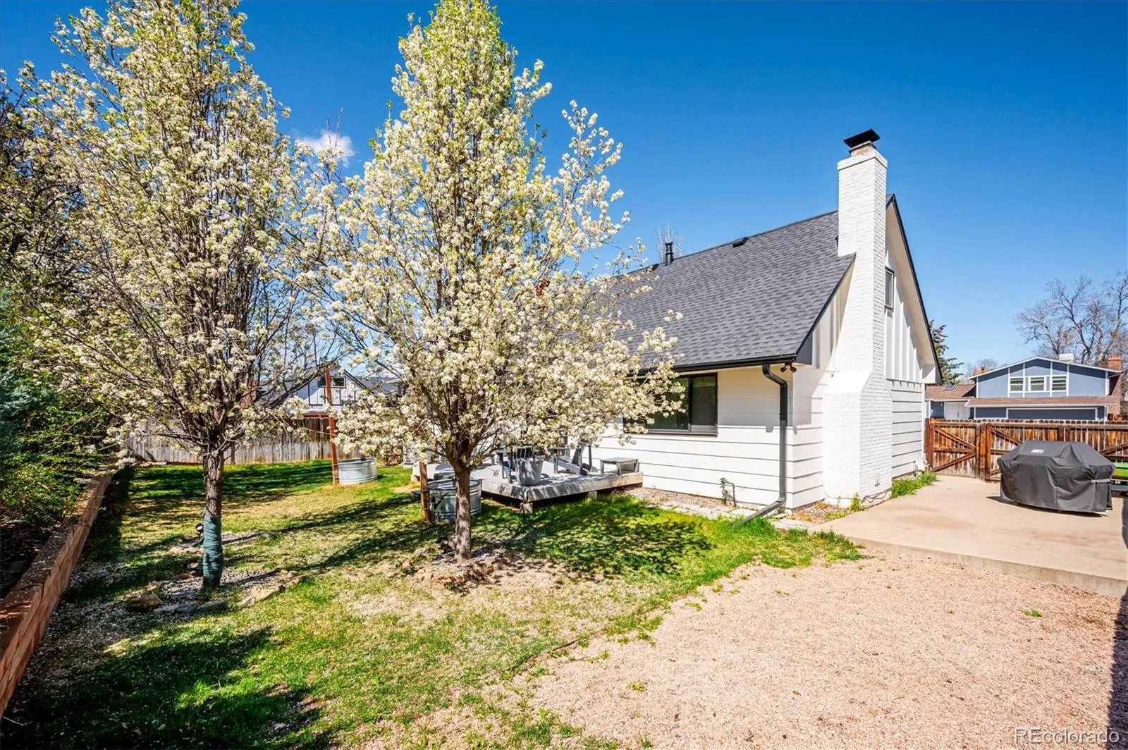 04092026152042 1600 28